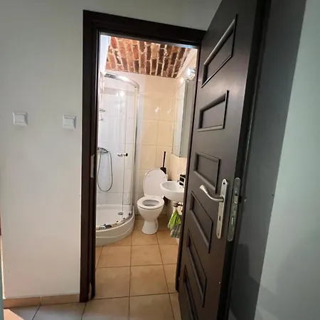 Kawalerka-studio Underground Apartment